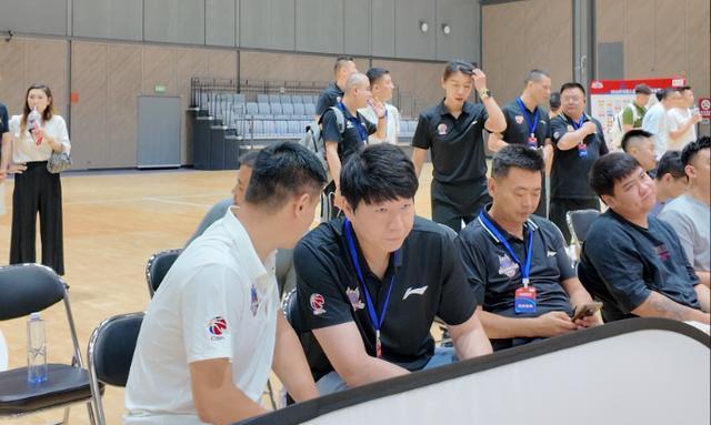状元在招手！媒体为选秀大会预热：只剩下两天了(选秀大会2021状元)